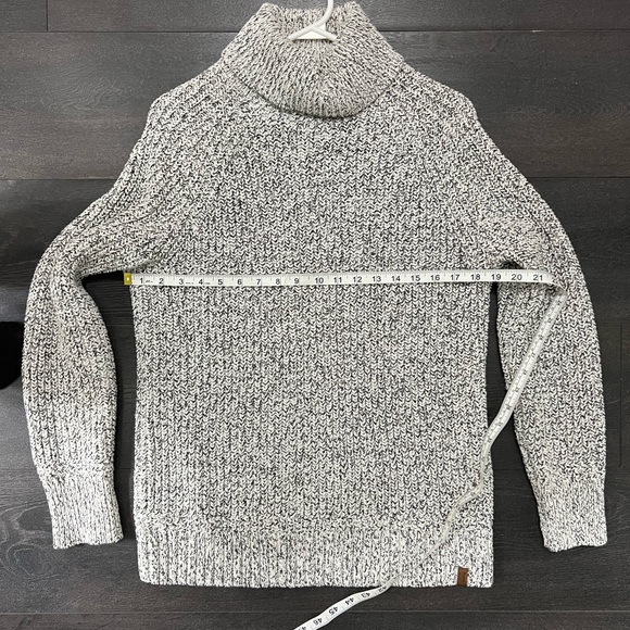 Roots knit sweater - Picture 9 of 9